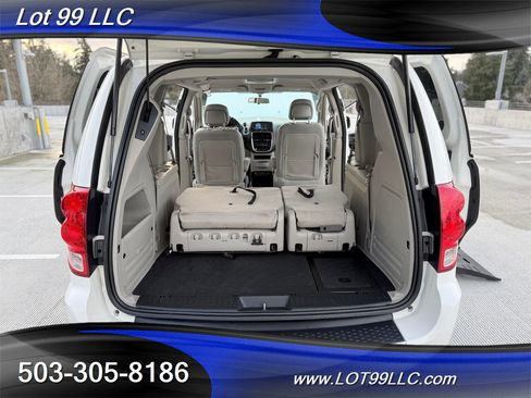 Used 2011 Dodge Grand Caravan Crew image 42