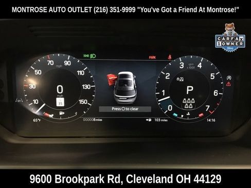 Used 2024 Land Rover Discovery Dynamic SE AWD/4WD image 19