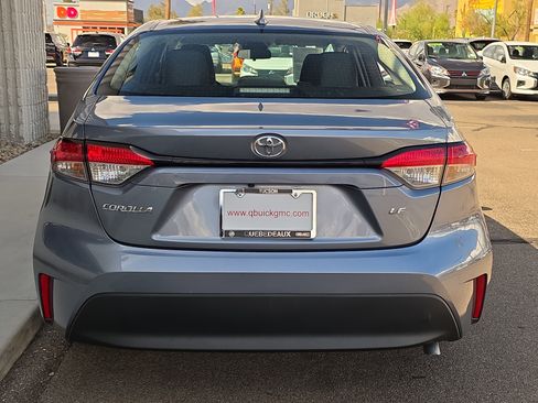 Used 2024 Toyota Corolla LE image 3