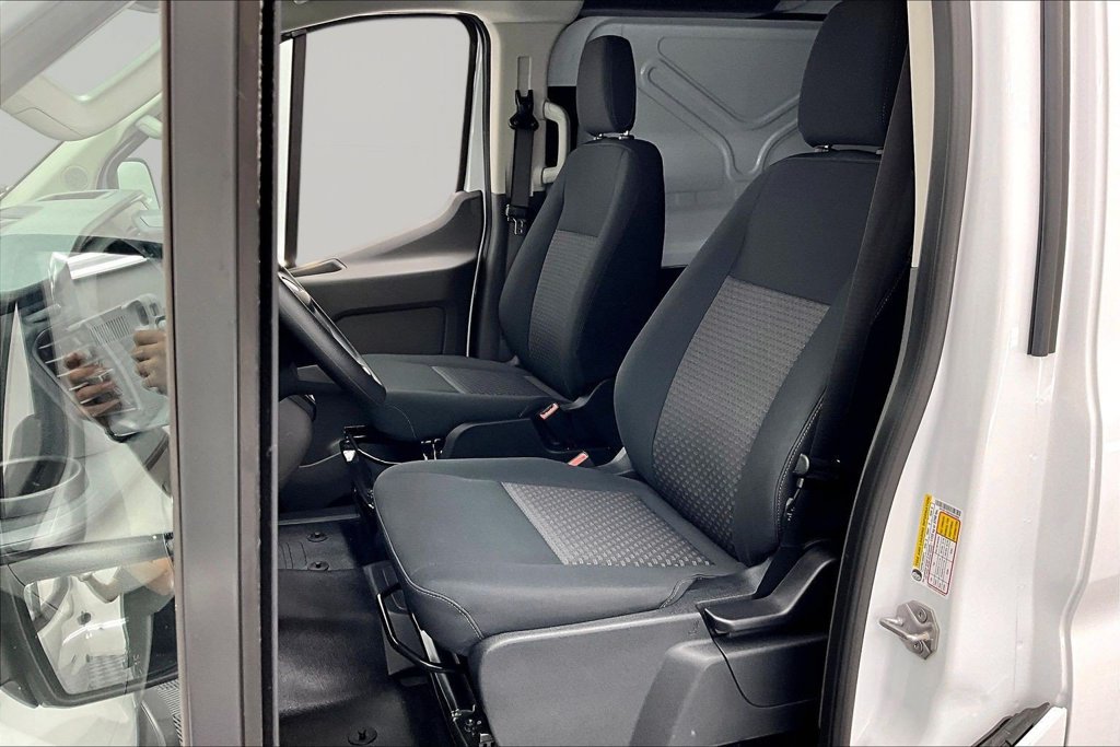 Used 2026 Ford Transit 150 Low Roof RWD image 25