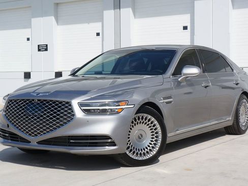 Used 2020 Genesis G90 3.3T Premium RWD image 6