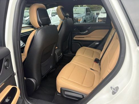 Certified 2022 Lincoln Corsair Reserve w/ Equipment Group 201A AWD/4WD image 15