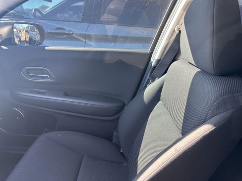 Used 2016 Honda HR-V EX image 18