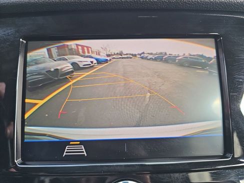 Used 2022 Buick Encore Preferred image 22