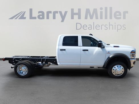 New 2025 RAM 5500 Tradesman image 7