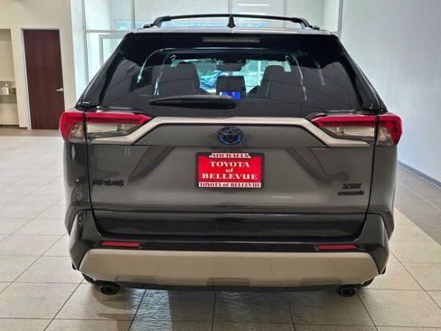 Certified 2024 Toyota RAV4 XSE w/ Weather Package AWD/4WD image 5