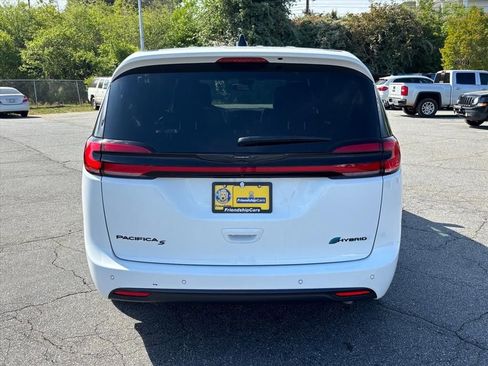 Used 2023 Chrysler Pacifica Touring-L w/ S Appearance Package FWD image 25