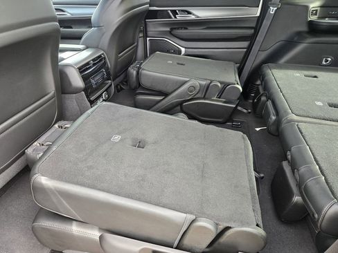 New 2026 Jeep Grand Wagoneer Limited AWD/4WD image 15