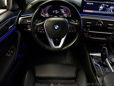 Certified 2023 BMW 530i xDrive w/ Executive Package AWD/4WD image 15