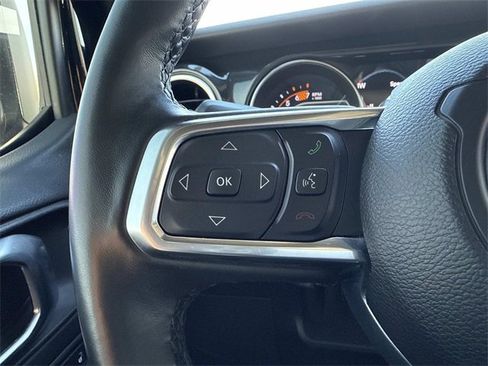 Used 2021 Jeep Wrangler Unlimited Sahara image 24