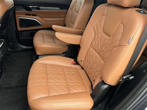 Used 2025 Kia Telluride SX X-Line image 34