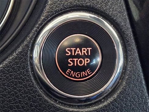 Used 2019 Nissan Rogue Sport SV w/ Technology Package image 22