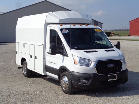 Used 2020 Ford Transit 350 DRW w/ Interior Upgrade Package image 2