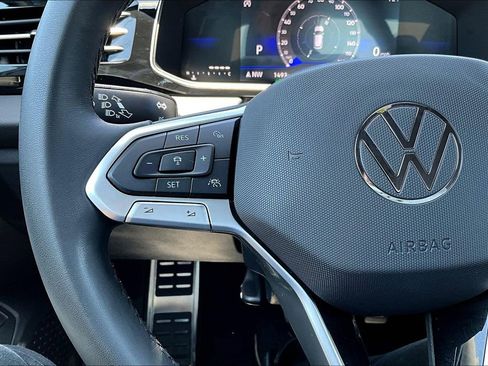 Used 2026 Volkswagen Jetta Sport FWD image 9