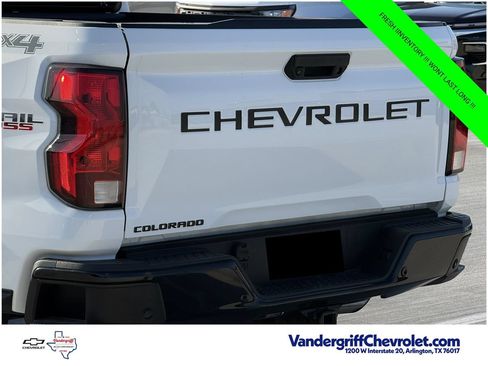 Certified 2023 Chevrolet Colorado Trail Boss w/ Technology Package AWD/4WD image 6