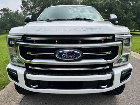 Used 2022 Ford F250 Platinum w/ Tremor Off-Road Package AWD/4WD image 2