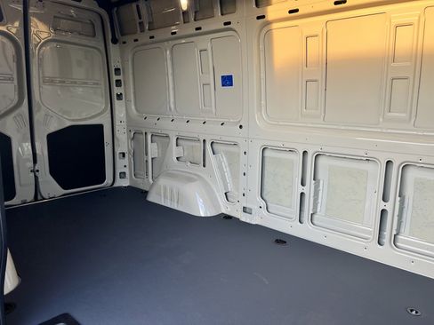 New 2025 Mercedes-Benz Sprinter 2500 image 19