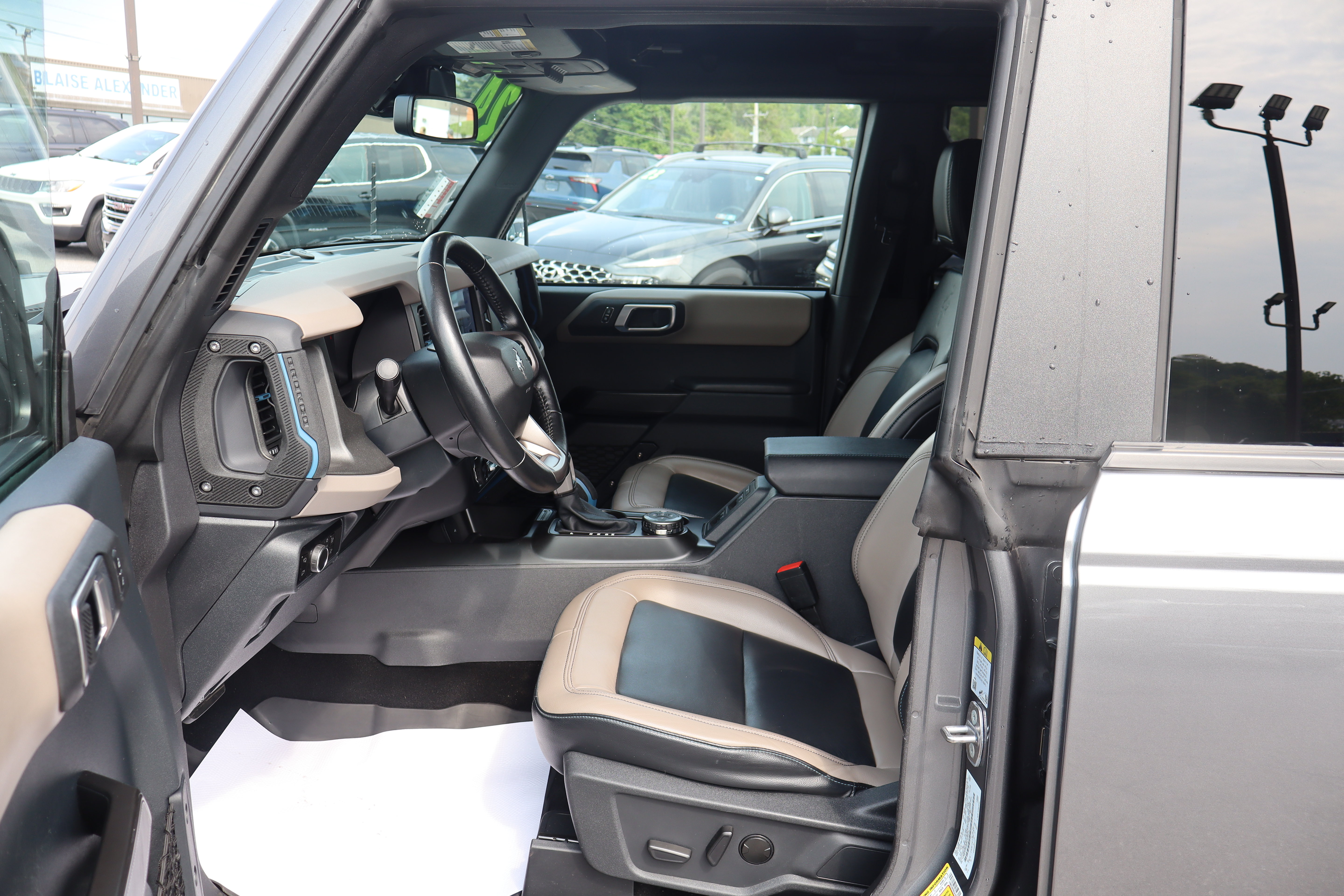 Used 2024 Ford Bronco Wildtrak AWD/4WD image 13