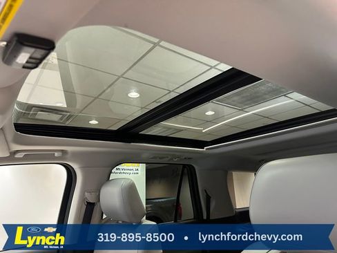 Used 2025 Ford Expedition Max Active AWD/4WD image 5