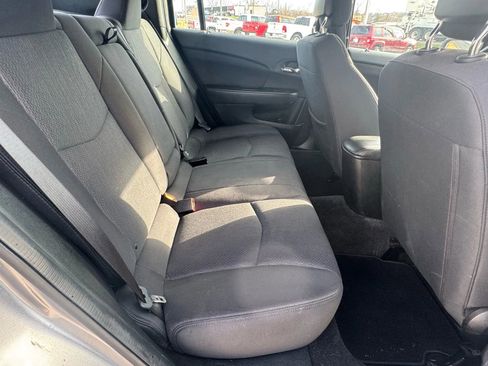 Used 2013 Chrysler 200 Touring FWD image 24