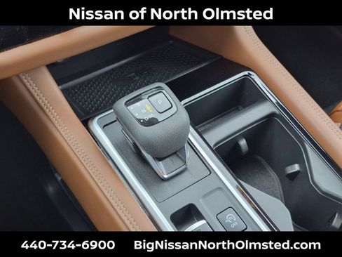 Used 2023 Nissan Pathfinder Platinum w/ Lighting Package (N92) AWD/4WD image 20