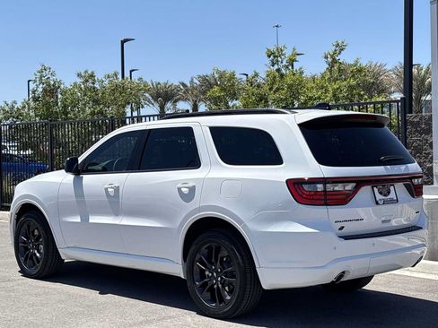 Used 2025 Dodge Durango GT w/ Blacktop Package AWD/4WD image 6