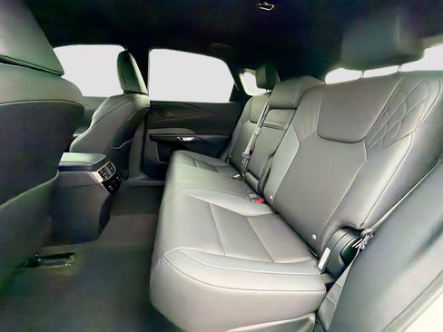 Used 2024 Lexus RX 350 FWD w/ Technology Package image 21