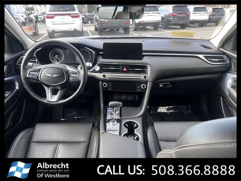 Used 2025 Genesis G70 2.5T image 26