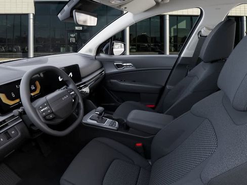 New 2026 Kia Sportage LX FWD image 17