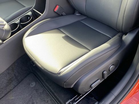 New 2026 Hyundai Kona SEL Premium image 24