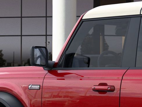 New 2026 Ford Bronco Outer Banks w/ Sasquatch Package image 22