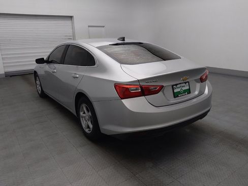 Used 2018 Chevrolet Malibu LS FWD image 5