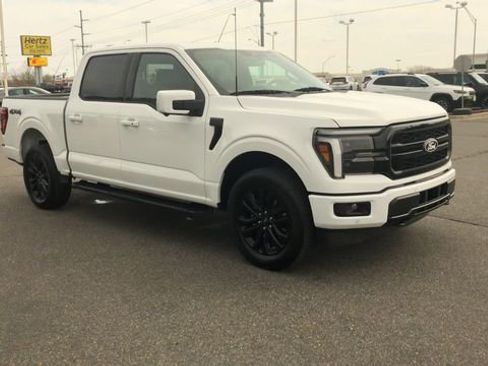 Used 2025 Ford F150 Lariat image 2