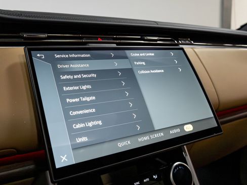 Used 2023 Land Rover Range Rover Autobiography image 70