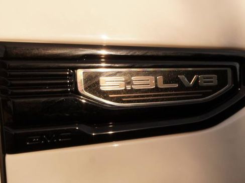 Used 2024 GMC Sierra 1500 Elevation w/ X31 Off-Road Package image 39