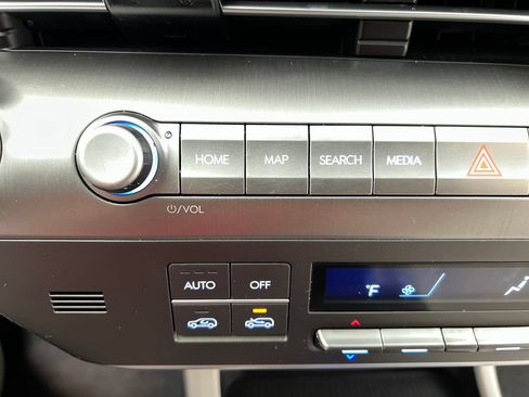Used 2025 Hyundai Kona SEL AWD/4WD image 53