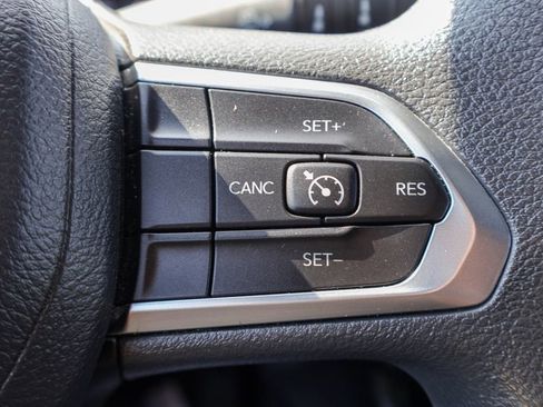 Used 2024 Jeep Compass Sport image 13