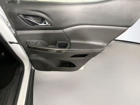 Used 2017 GMC Acadia SLT FWD image 34