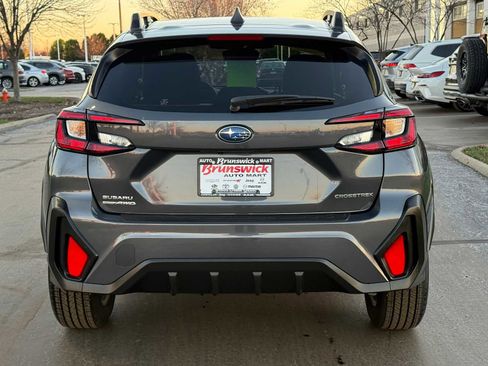 Certified 2025 Subaru Crosstrek 2.0i Premium image 5