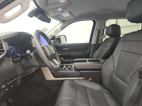 Used 2024 Toyota Tundra Limited image 15