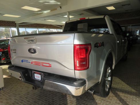 Used 2017 Ford F150 Lariat w/ Equipment Group 502A Luxury image 4