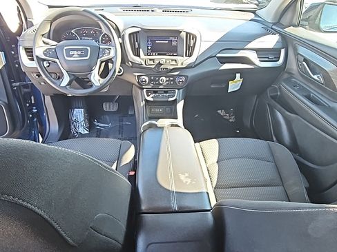 Used 2022 GMC Terrain SLE w/ Driver Convenience Package image 15