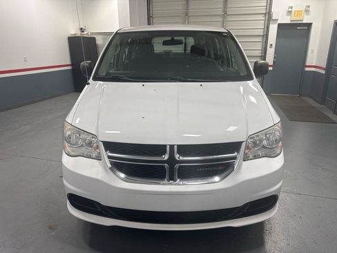 Used 2015 Dodge Grand Caravan American Value Package FWD image 8