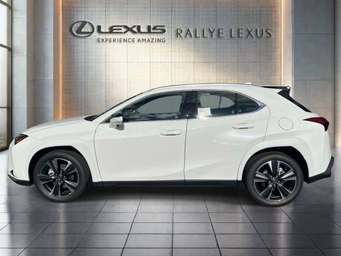 New 2026 Lexus UX 300h AWD image 4