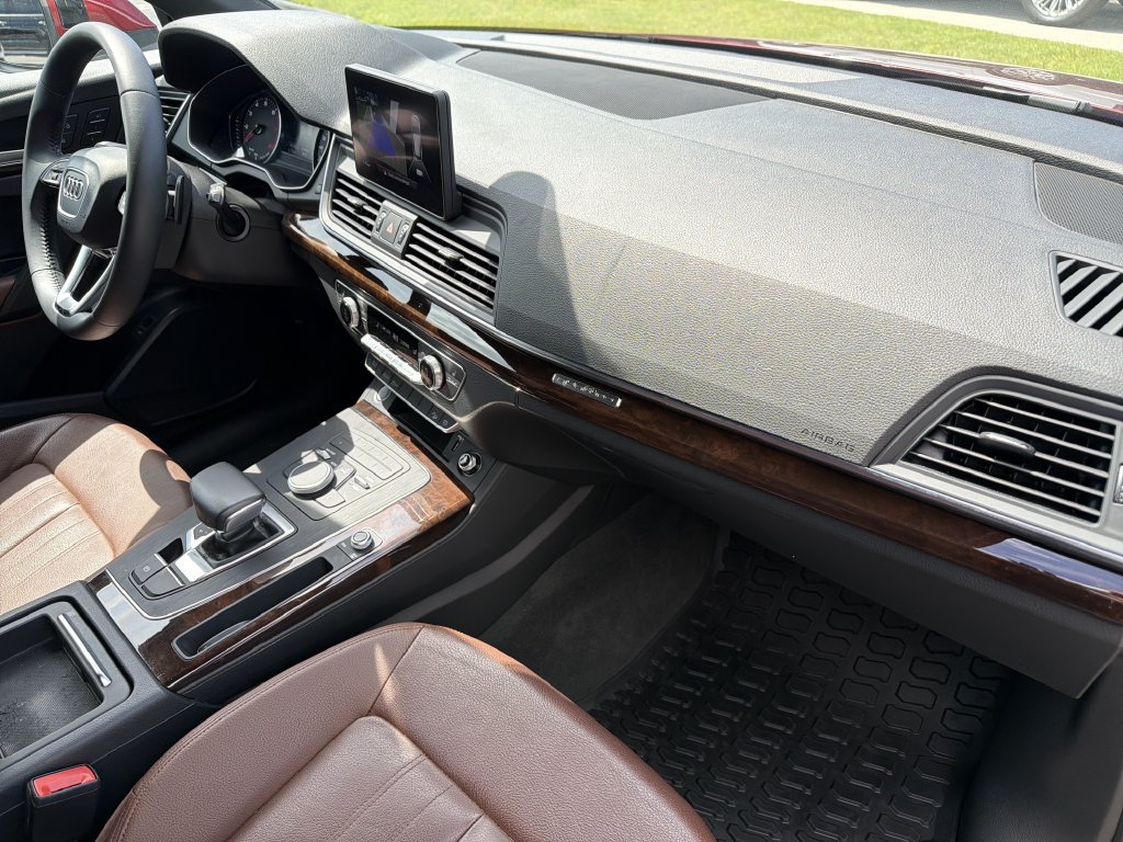 Used 2019 Audi Q5 2.0T Premium AWD/4WD image 16
