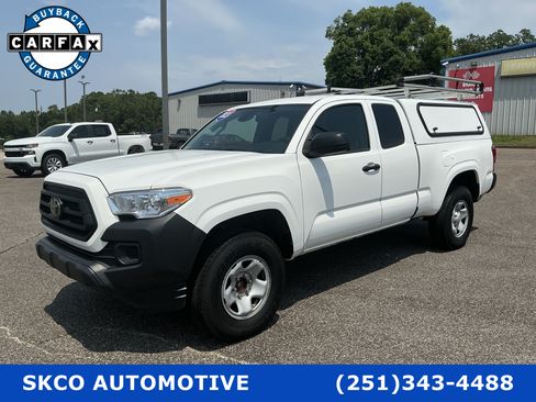 Used 2023 Toyota Tacoma SR RWD image 1