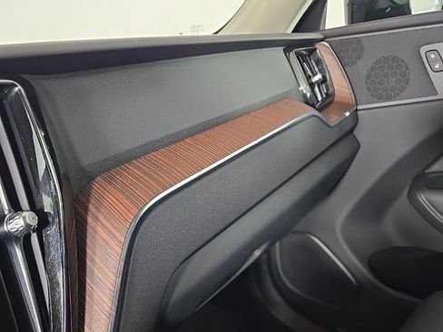 Certified 2023 Volvo XC60 B5 Plus w/ Climate Package image 24