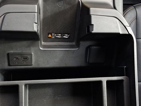 Used 2023 GMC Sierra 1500 AT4 w/ Technology Package image 28