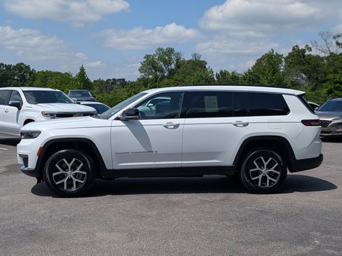 Used 2024 Jeep Grand Cherokee L Limited w/ Luxury Tech Group II RWD image 6
