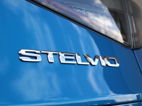 New 2025 Alfa Romeo Stelvio Sprint AWD/4WD image 34